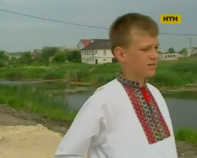 На Киевщине храбрый школьник спас из воды девочку