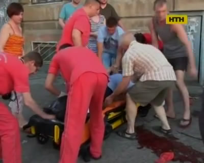 В Одессе пьяный водитель покалечил на тротуаре женщину с ребенком