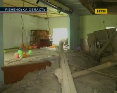 На Ровенщине обвалился потолок сельского клуба