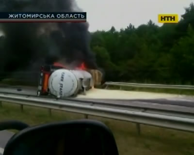 Водители, которые спасали коллегу из горящей машины, возмущены равнодушием медиков