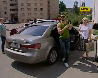 Співак Козловський скаржиться на повільне розслідування викрадення його автівки