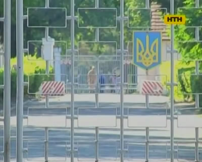 На Рівненщині п'яні вояки влаштували бешкет зі зброєю