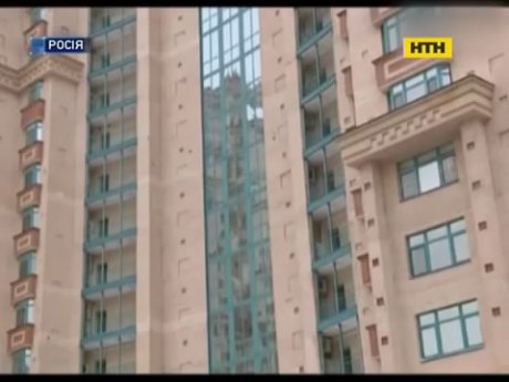 В елітному будинку Москви ліфт вбив жінку