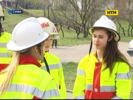 Як у Сумах школярів тренують на випадок надзвичайної ситуації