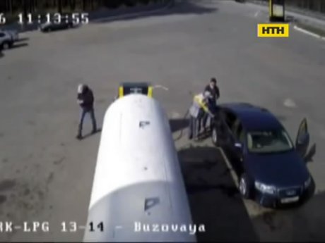 В сети появилось новое видео с Позняковым и его пассажиром