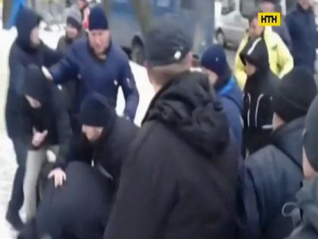 В Сумах попытка навести порядок с маршрутками закончилась дракой