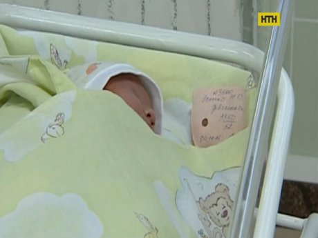 В столице родились первые в этом году тройняшки