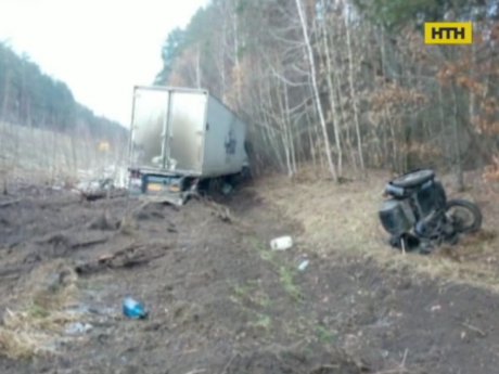 Моторошна ДТП на Сумщині: вантажівка розплющила мотоцикл із пасажирами