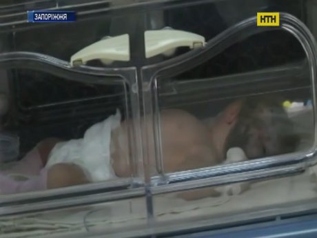 Мать бросила новорожденного ребенка на пустыре в Запорожье