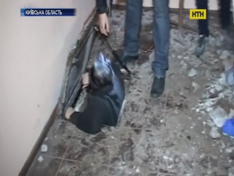 Похитители 8 месяцев держали в темноте железнодорожного чиновника, требуя выкуп