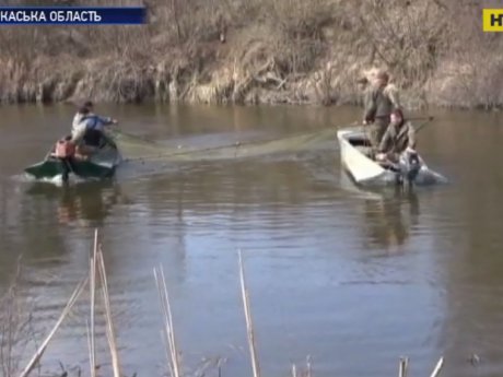 В Україні розпочався період нересту риби і одразу активізувалися браконьєри
