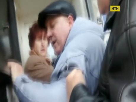 В Одесі б'ються за закордонні паспорти