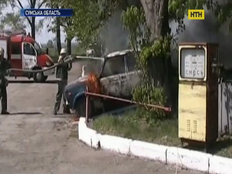 На Сумщині водій загинув, ремонтуючи власну автівку