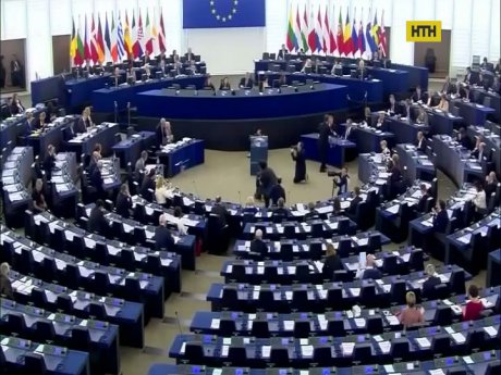Рішення про безвізовий режим Україна-ЄС вступає в дію в червні