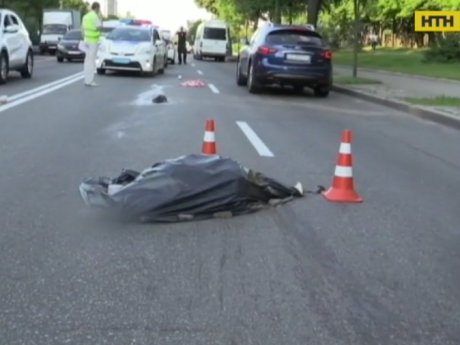 П'яна водійка з дитиною в салоні збила пенсіонерку