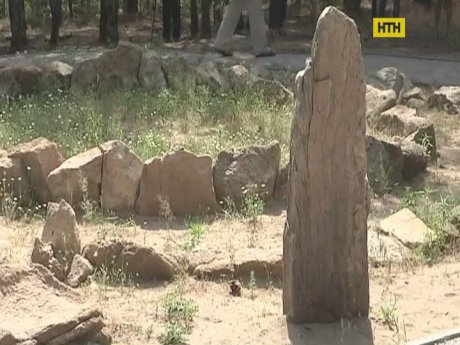На Хортице нашли древнейший каменный круг