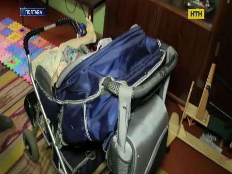В Полтаве нетрезвая мать бросила на произвол судьбы двоих детей