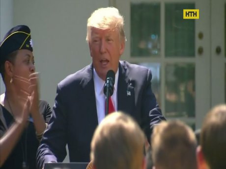 На завтрак и обед Трампу приносят положительные новости о нем