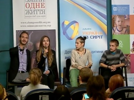 Легендарний мотиватор Нік Вуйчич розповів про власне бачення сучасної політики під час виступу на Хрещатику