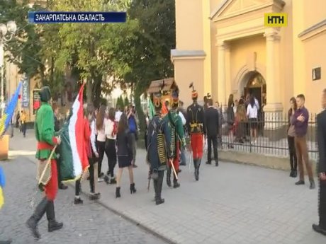 Порошенко підписав закон про освіту