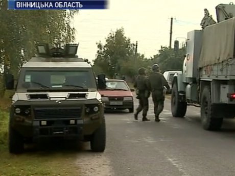 На военном арсенале в Калиновке взрывы почти прекратились, пожар локализован