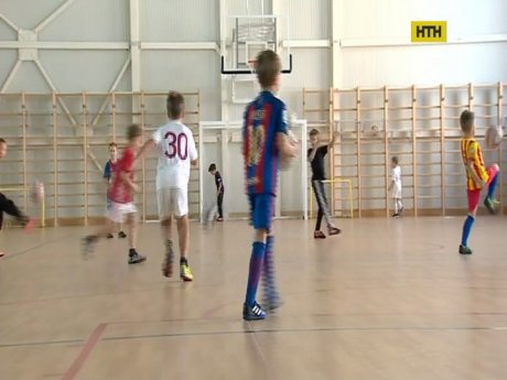 За новим законом школярів можуть позбавити уроків музики та фізкультури