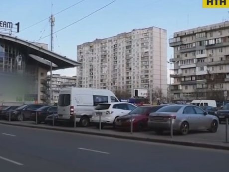 У столиці затримали мисливців на елітні іномарки