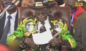 Военные арестовали президента Зимбабве