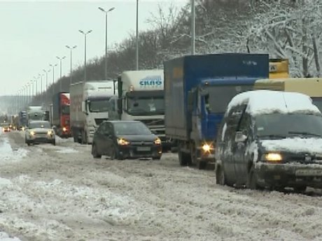 Очікуваний сніг для грудня знову став чи малою несподіванкою для комунальників