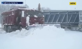 Україна оговтується від снігової стихії