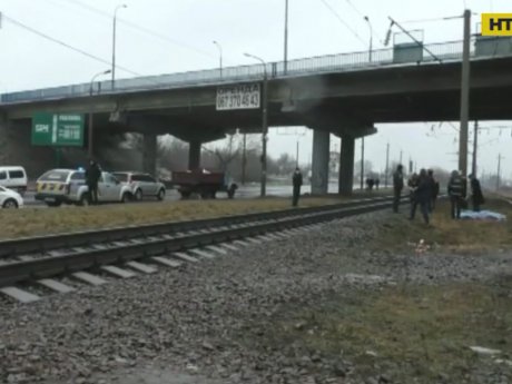 Страшная смерть под колесами поезда