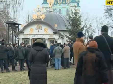 Киевсовет решил снести часовню возле Десятинной церкви
