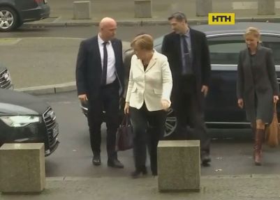 Замах на канцлера: на Меркель напали на порозі Бундестагу