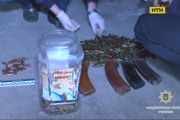 Поліція Одещини вилучила арсенал зброї у колишнього військового