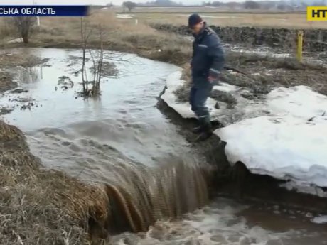 Жители Полтавщины страдают от таяния снега