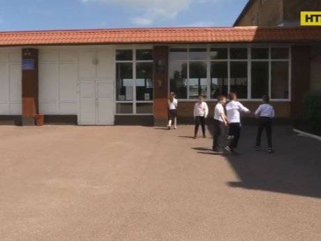 В Черкассах продолжается расследование массового отравления школьников