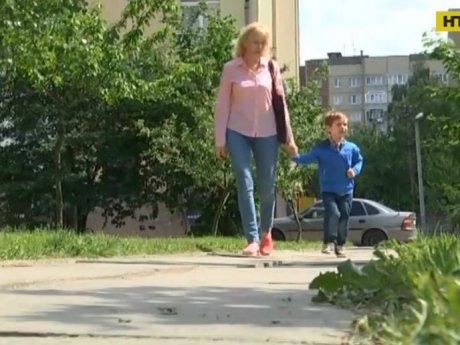 Во Львове суд разрешил отцу-иностранцу забрать у матери 3-летнего сына
