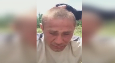 В Черноморскую пьяный мужчина жестоко избил женщину в маршрутке