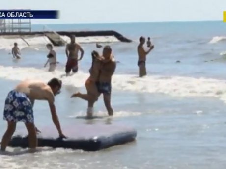 Из-за непогоды в Азовском море за сутки утонули 5 человек