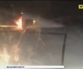 Пассажирский самолет загорелся прямо в воздухе в России