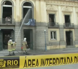 На восстановление сгоревшего Национального музея Бразилии выделят 3,6 миллиарда долларов