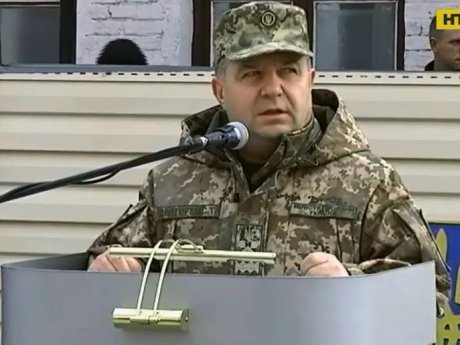 Міністр оборони України Степан Полторак зняв погони
