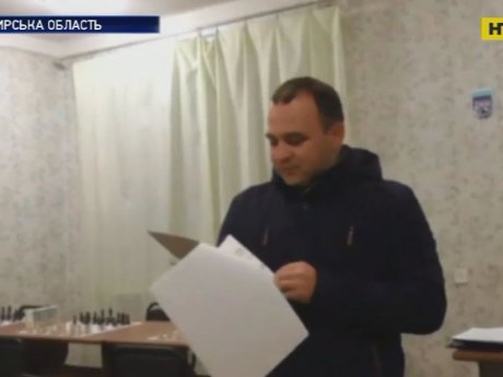 Тренера, который развращал 11-летнюю ученицу, задержали на Житомирщине