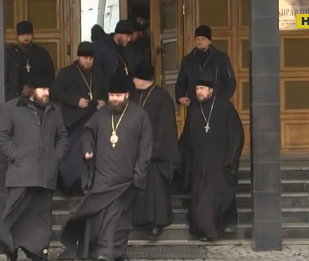 В Ровно на допрос в СБУ вызвали 12 священников УПЦ
