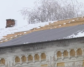 Не перекритий дах руйнує квартири мешканців Сум