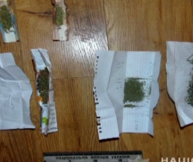 Наркотиков на 300 тысяч гривен нашли в квартире в Ровно