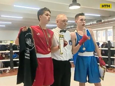 В Киеве прошел финал чемпионата по боксу среди юниоров