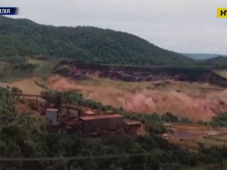 У мережі з'явилося відео прориву греблі, який стався тиждень тому в Бразилії