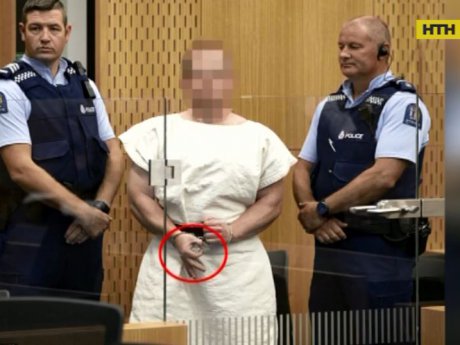 В Новой Зеландии предстал перед судом террорист, совершивший массовое убийство в мечети