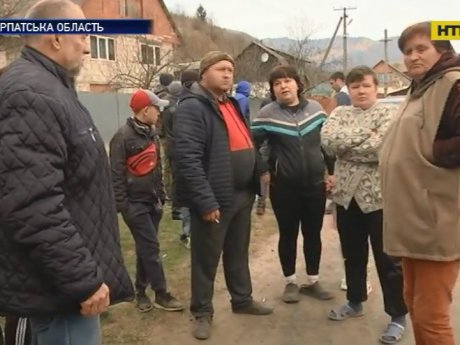 На Закарпатье селяне устроили разборки с пограничниками
